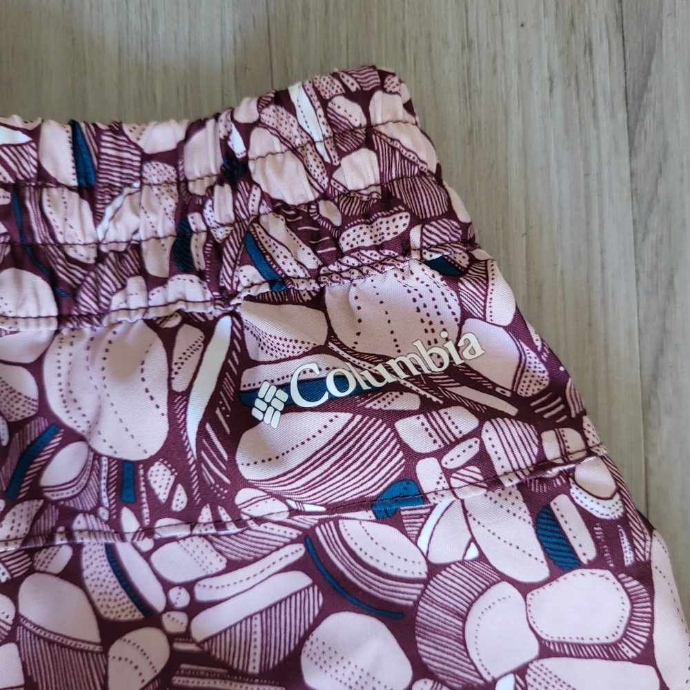 Stylish Pink Patterned Girls Shorts - Picture 5 of 6